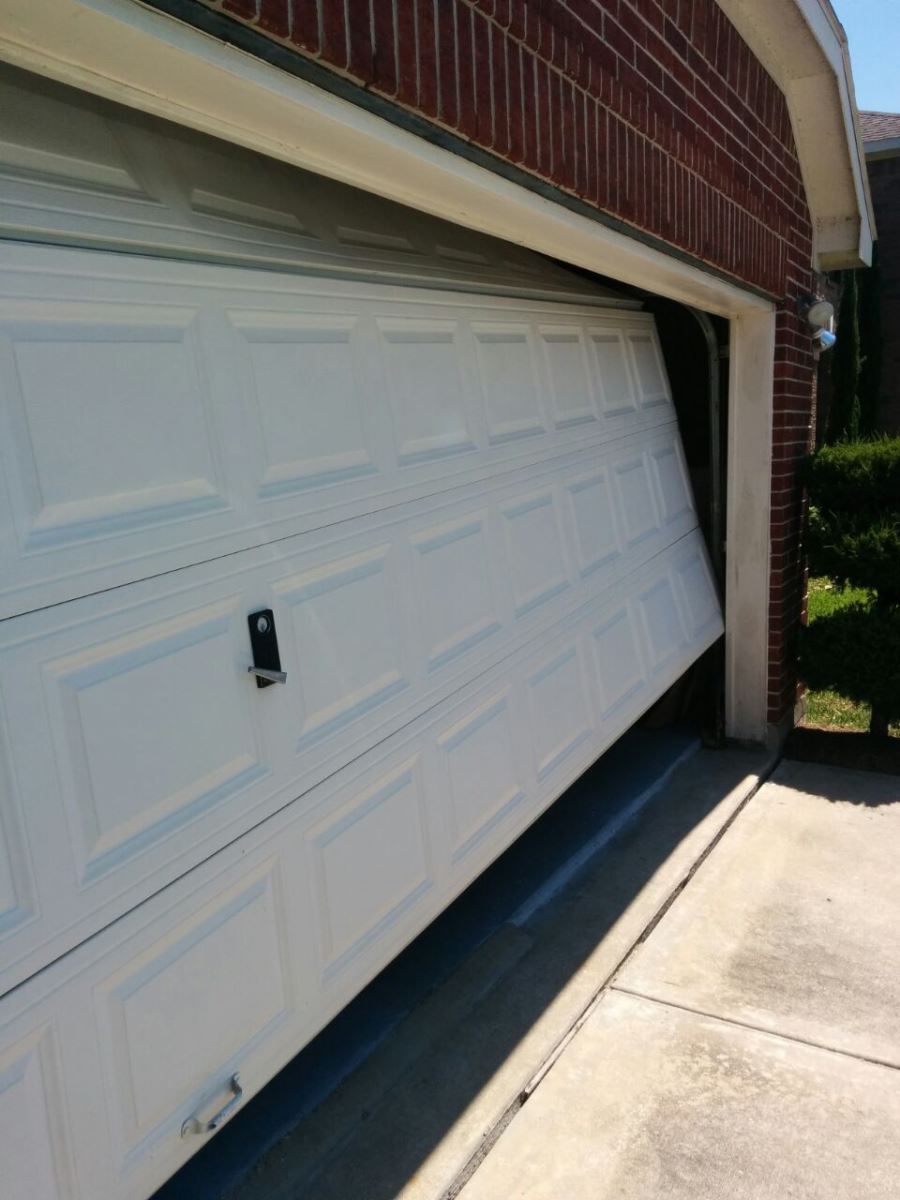 What You Must Do When the Garage Door Does not Move
